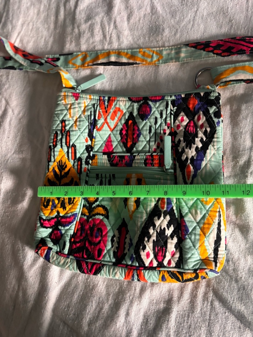 VERA BRADLEY CROSSBODY IN PUEBLO. Adjustable strap. Good condition. - Picture 3 of 5